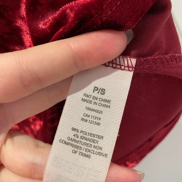 Garage Red Velvet-style Top - Picture 4 of 4